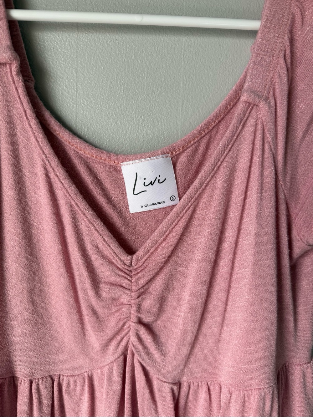 Livi by Olivia Rae Flowy Light Pink Short Sleeve Baby Doll Top - Picture 3 of 3